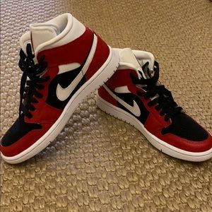 Women’s Air Jordan 1